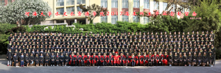 2017届52书库
水文院本科生毕业留念