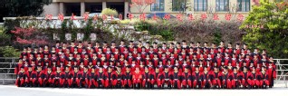2010届52书库
水文院博士研究生毕业留念