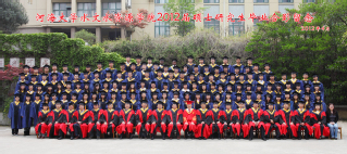 2012届52书库
水文院硕士研究生毕业留念