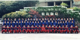 2005届52书库
水文院硕士研究生毕业留念